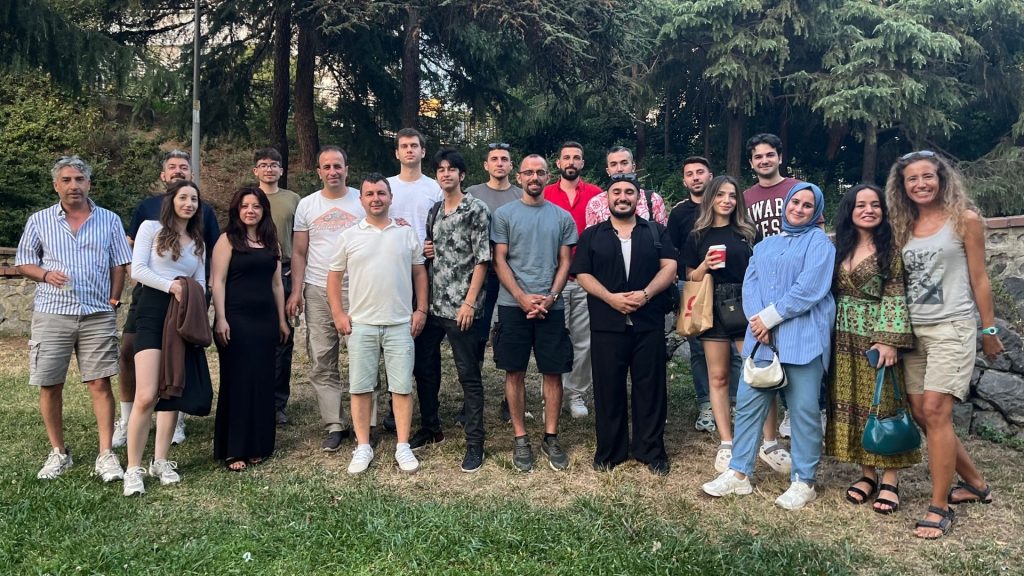 15. Çay Sohbetleri “Atış Serbest!” Yoğun Katılımla Gerçekleşti!