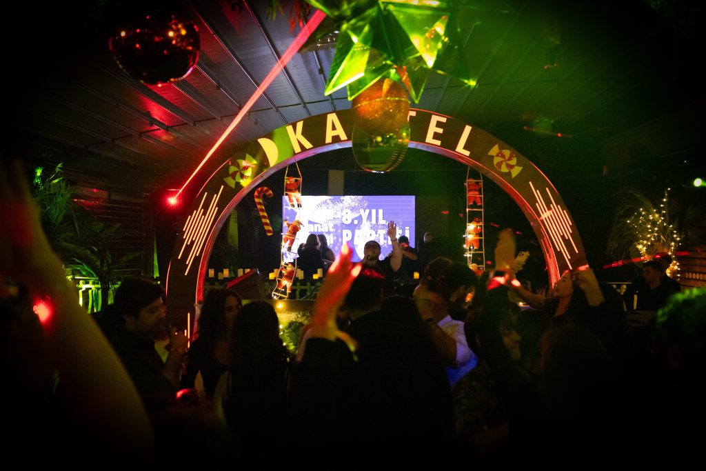 Leyli Sanat Derneği 8. Yıl Kutlaması: Sanatla Büyüyen Bir Yolculuğun Kutlaması